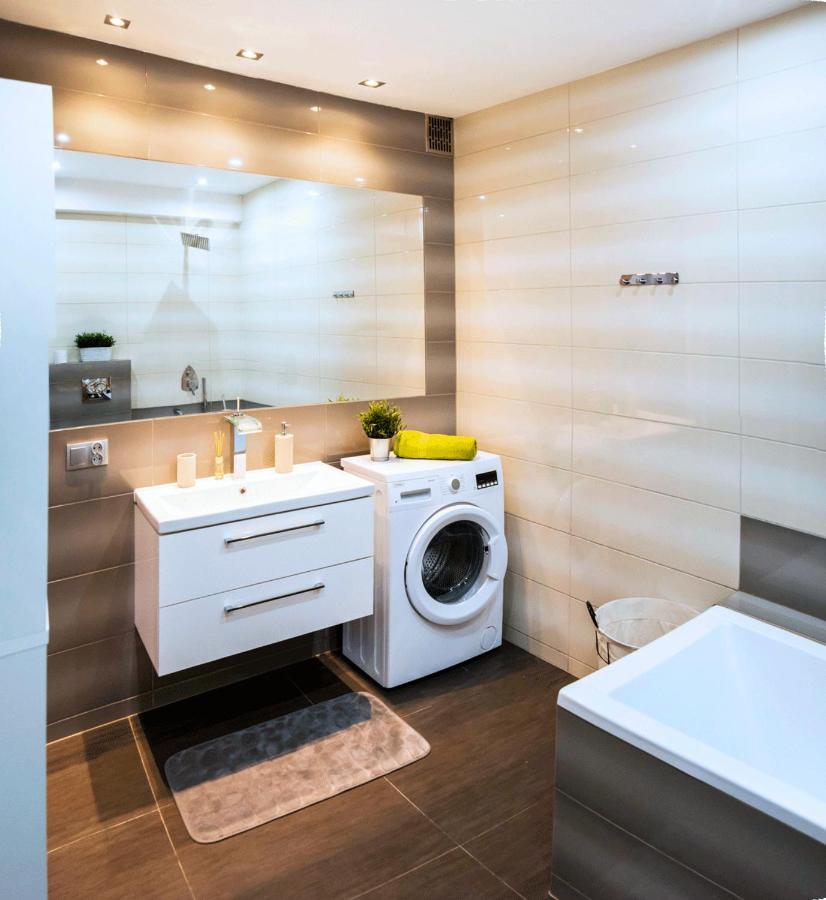 Apartament Marlenka Nysa Bagian luar foto